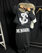 DISTORTED LOGO OVERSIZED BOTTOMS￼